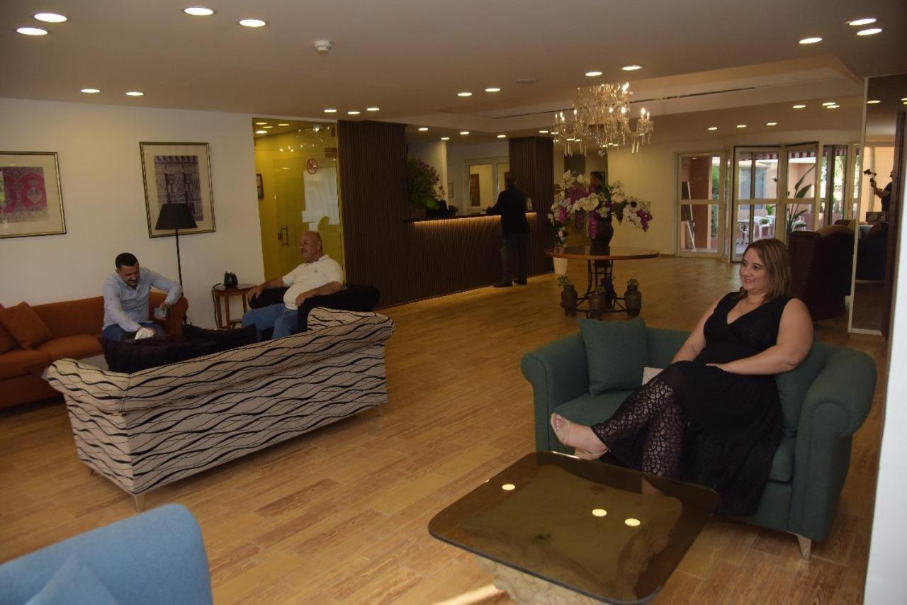 Vanda Hotel&Spa Jounieh Buitenkant foto