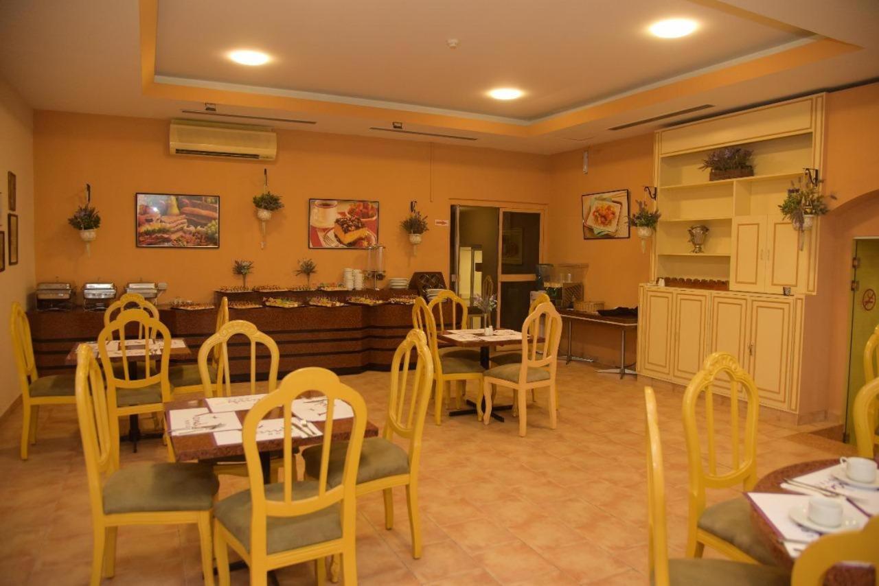 Vanda Hotel&Spa Jounieh Buitenkant foto